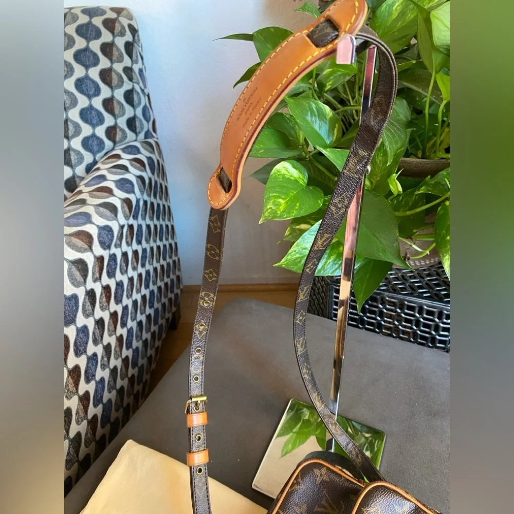 Louis Vuitton Amazone Monogram Crossbody Y2K, M45236, Vachetta Leather, Canvas - Picture 8 of 16